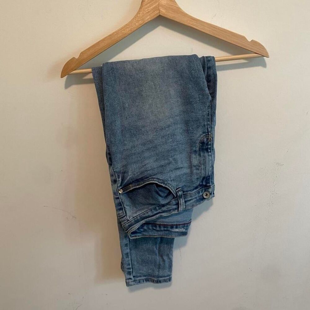 Wallflower Women's Blue Jeans